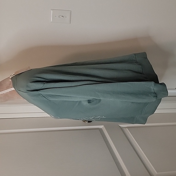 Post Surf Collective, Oversized Monstera Sweatshirt, Isla Color, Size M, NEW! - Picture 2 of 9